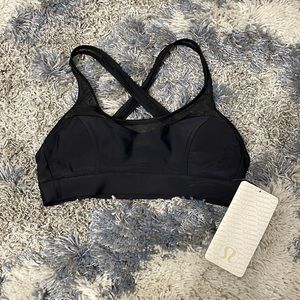 Lululemon Workout to Water Top, size 6, in black